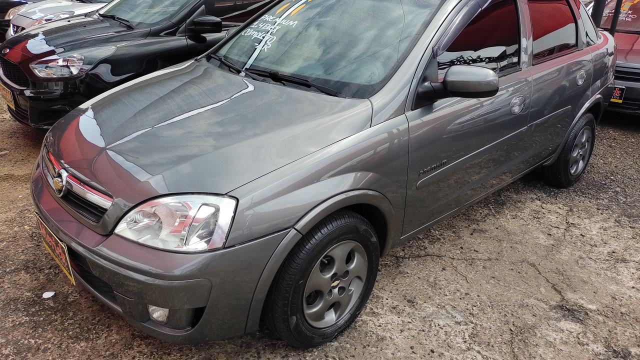 Corsa Sedan, várias opções em promoção, encontre Corsa Sedan na cidade mais  próxima no .