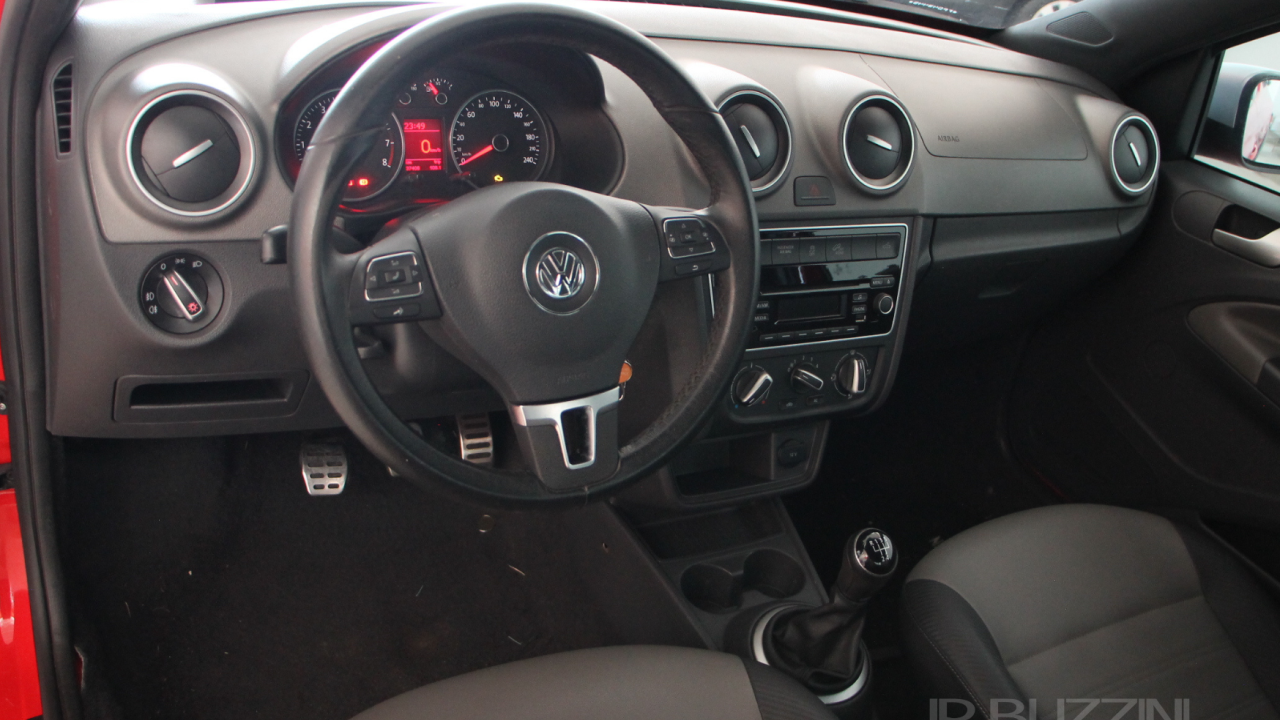 Preço de Volkswagen Saveiro Cross 1.6 16v MSI CE (Flex) 2015