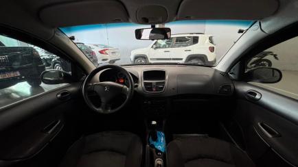 Peugeot 207 Hatch XR 1.4 8V (flex) 4p