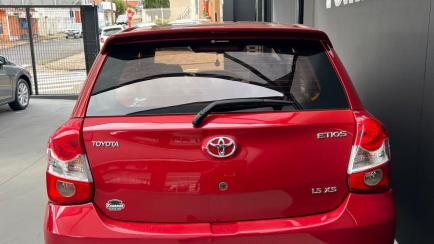 Toyota Etios Hatch Etios XS 1.5 (Flex) (Aut)