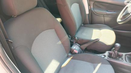 Peugeot 207 Hatch XR 1.4 8V (flex) 4p