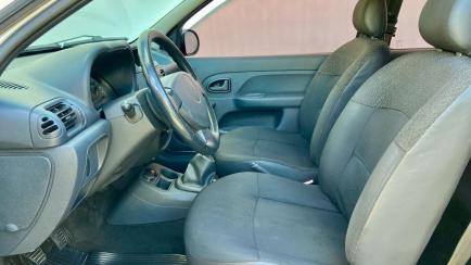 Renault Clio Authentique 1.0 16V (Flex) 2p