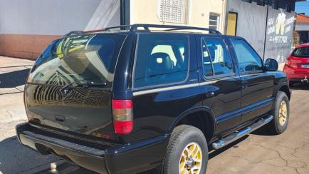 Chevrolet Blazer DLX Executive 4x2 4.3 SFi V6