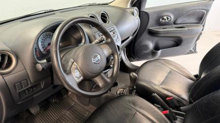 Nissan March 1.6 16V SV (Flex)