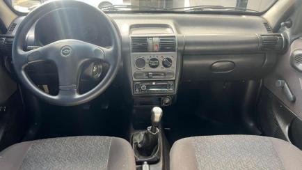 Chevrolet Corsa Sedan Classic Life 1.0 VHC (Flex)