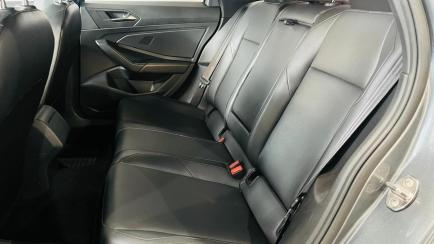 Volkswagen Jetta 1.4 250 TSI R-Line