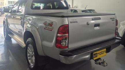 Toyota Hilux Cabine Dupla Hilux 3.0 TDI 4x4 CD SRV Top (Aut)