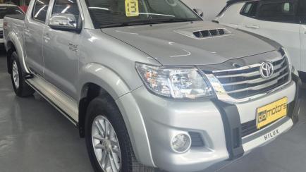 Toyota Hilux Cabine Dupla Hilux 3.0 TDI 4x4 CD SRV Top (Aut)