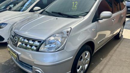 Nissan Grand Livina SL 1.8 16V (flex) (aut)