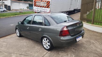 Chevrolet Corsa Sedan Premium 1.4 (Flex)