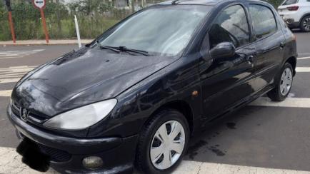 Peugeot 206 Hatch. Presence 1.4 8V (flex)