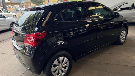 Chevrolet Onix 1.0 LT SPE/4