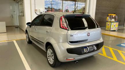 Fiat Punto Attractive 1.4 (Flex)