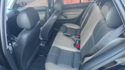 Volkswagen Golf Sportline 1.6 (Flex)