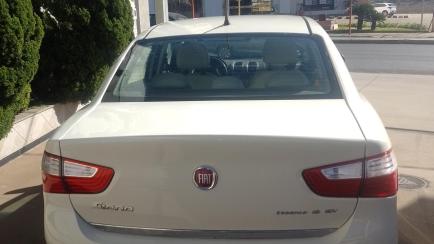 Fiat Grand Siena Essence 1.6 16V Dualogic (Flex)