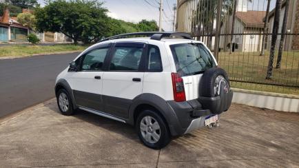Fiat Idea Adventure 1.8 (Flex)