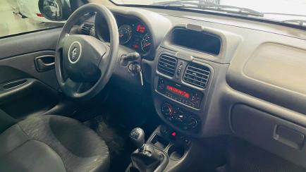 Renault Clio Expression 1.0 16V (Flex)