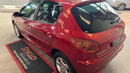 Peugeot 206 Hatch. Feline Automatic 1.6 16V (flex)