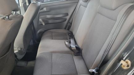Volkswagen Fox Plus 1.0 8V (Flex)