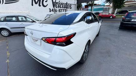 Nissan Versa 1.6 Advance CVT (aut)