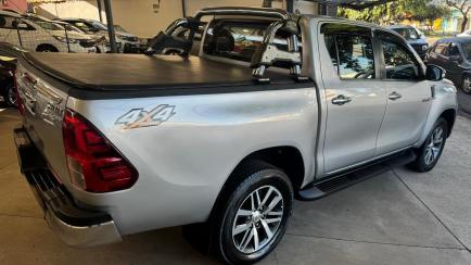 Toyota Hilux Cabine Dupla Hilux 2.8 TDI SRX CD 4x4 (Aut)