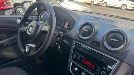Volkswagen Gol 1.0 (G5) (Flex)