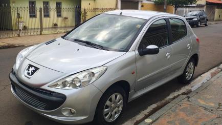 Peugeot 207 Hatch XR Sport 1.4 8V (flex)