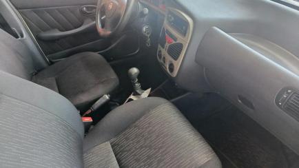 Fiat Palio Fire 1.0 8V (Flex) 4p