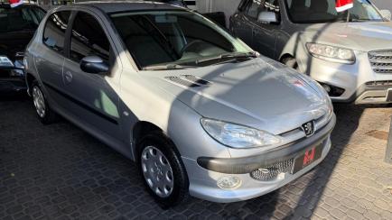 Peugeot 206 Hatch. Presence 1.4 8V (flex)