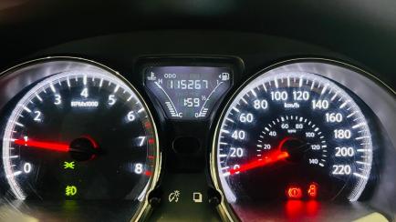 Nissan Versa 1.6 16V SL (Flex)
