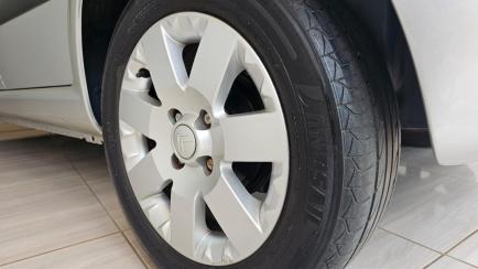 Citroën C3 GLX 1.4 8V (flex)