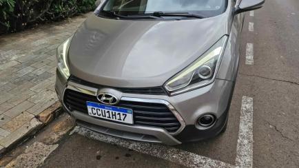 Hyundai HB20X Premium 1.6 (Aut)