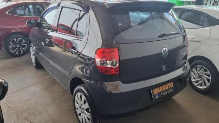 Volkswagen Fox Plus 1.0 8V (Flex)