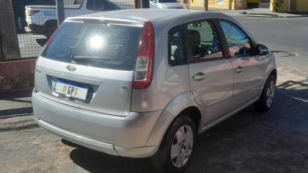 Ford Fiesta Hatch 1.6 (Flex)
