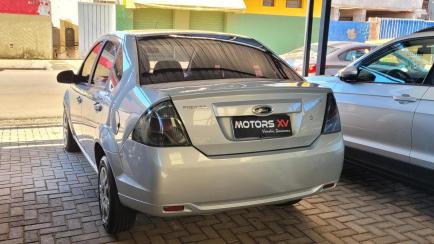 Ford Fiesta Sedan 1.6 Rocam (Flex)