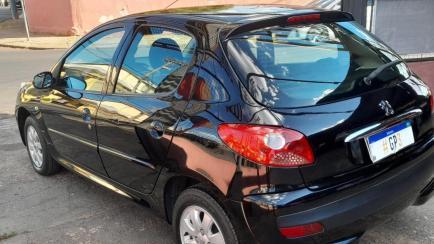 Peugeot 207 Hatch XR 1.4 8V (flex) 4p