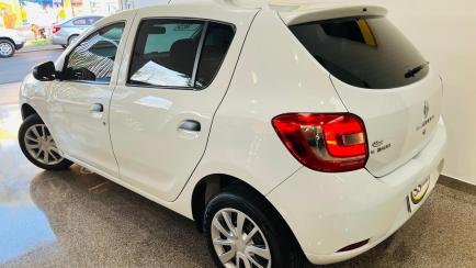 Renault Sandero Authentique 1.0 12V SCe (Flex)