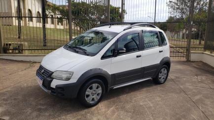Fiat Idea Adventure 1.8 (Flex)