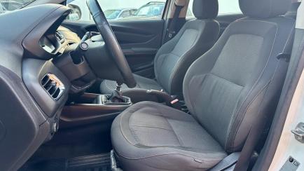 Chevrolet Onix 1.0 LT SPE/4