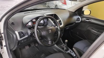 Peugeot 207 Sedan 207 Passion XR 1.4 8V (flex)