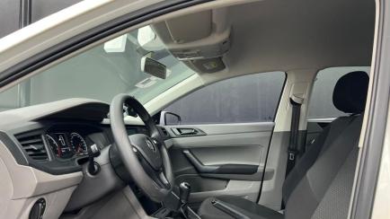 Volkswagen Polo 1.0 (Flex)