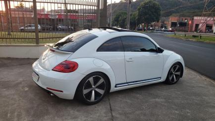 Volkswagen Fusca 2.0 TSi Sport DSG