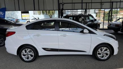 Hyundai HB20S 1.6 Comfort Plus (Aut)
