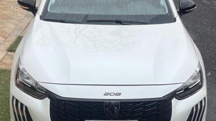 Peugeot 208 1.0 Allure Turbo 200 CVT t200 (Aut)