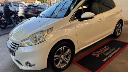 Peugeot 208 1.6 16V Griffe (Flex)