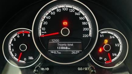 Volkswagen Up! 1.0 12v TSI E-Flex Cross Up!