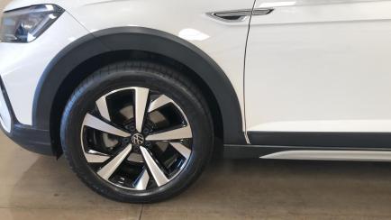 Volkswagen Nivus 1.0 200 TSI Highline (!)1.0 (Aut)