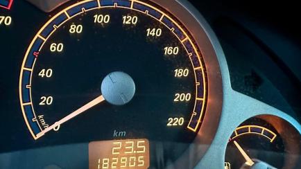 Chevrolet Meriva Premium 1.8 (Flex)