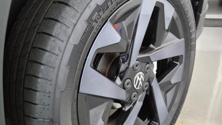 Volkswagen Tera 1.0 TSI High (Aut)