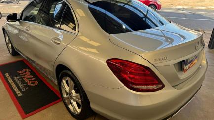 Mercedes-Benz Classe C C 180 Exclusive FlexFuel